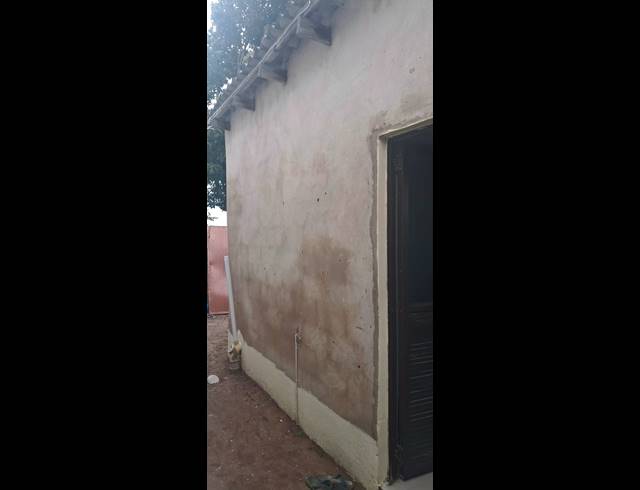 2 BEDROOM FREESTANDING FOR SALE IN KWANDENGEZI-A